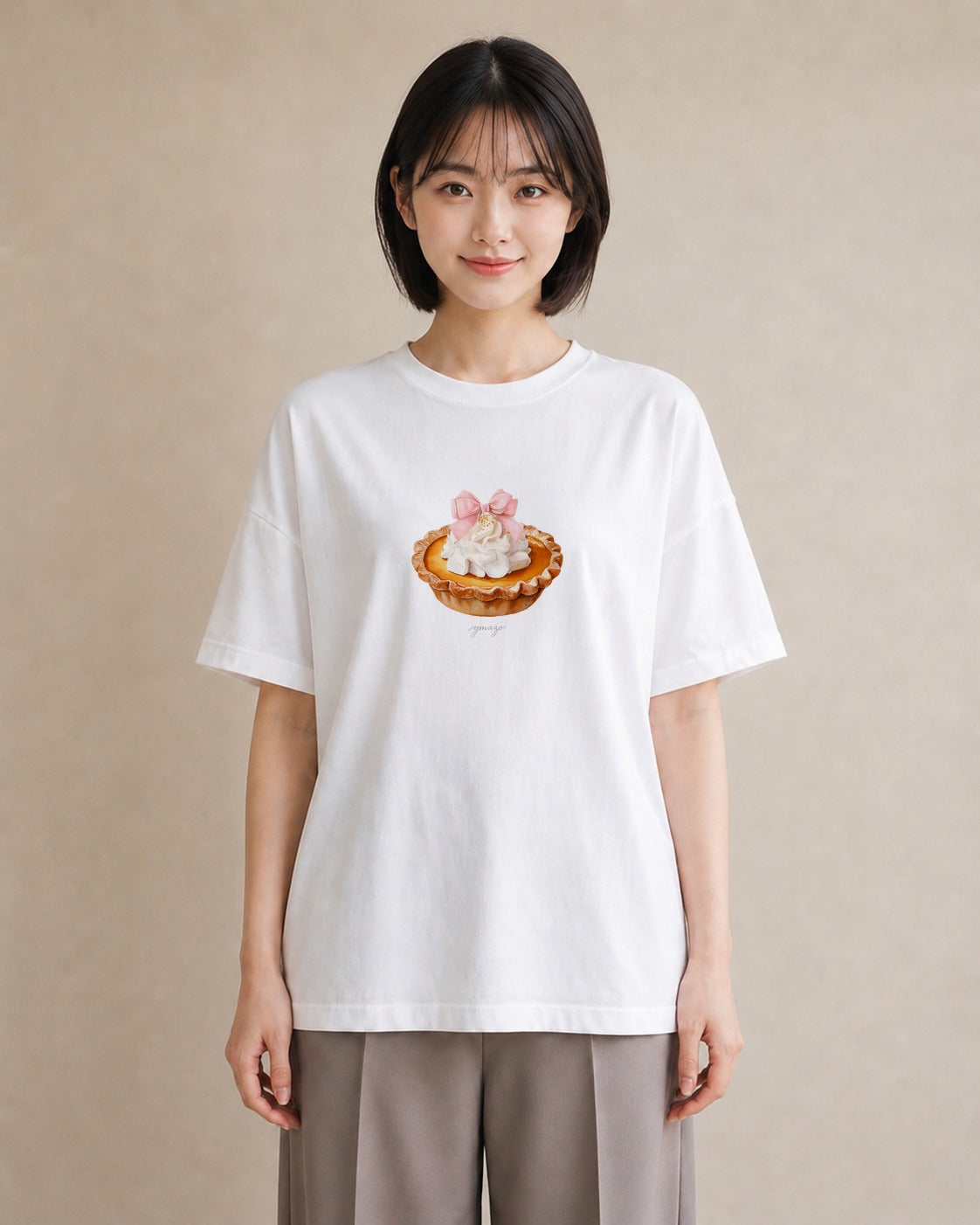 デザインTシャツ レディース プリン 食べ物 フード イラスト こなれ感 送別ギフト 通勤 白T YMAZO