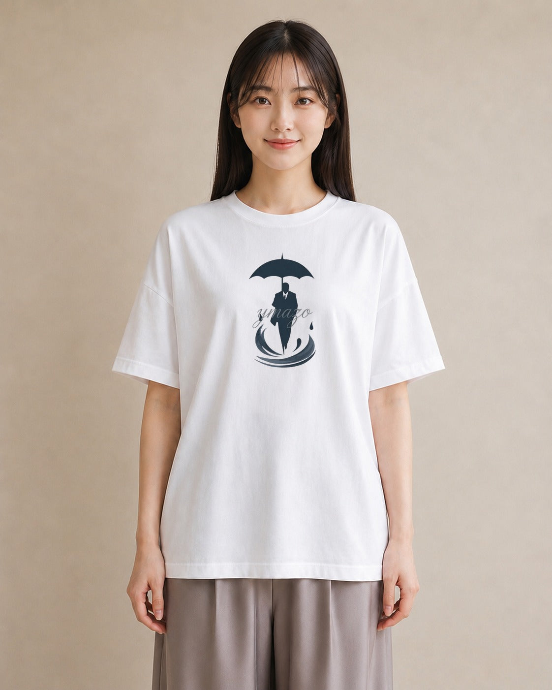 デザインTシャツ レディース 傘 水たまり 雨 ナチュラル アンティーク イラスト 淡色 ギフト 母の日 白T YMAZO