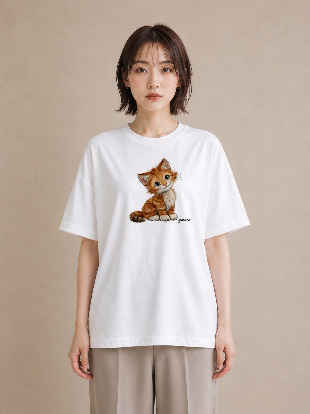 デザインTシャツ レディース 茶トラ 茶猫 猫 ねこ イラスト 北欧風 旅行用 海 白T YMAZO