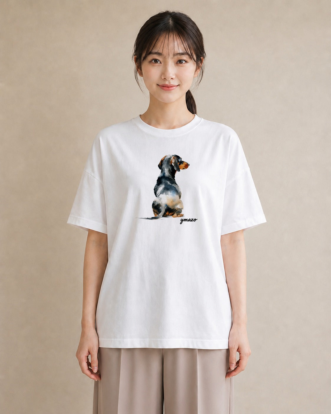デザインTシャツ レディース ミニチュアダックスフンド 犬 いぬ イラスト フェミニン 通学 誕生日プレゼント 白T YMAZO
