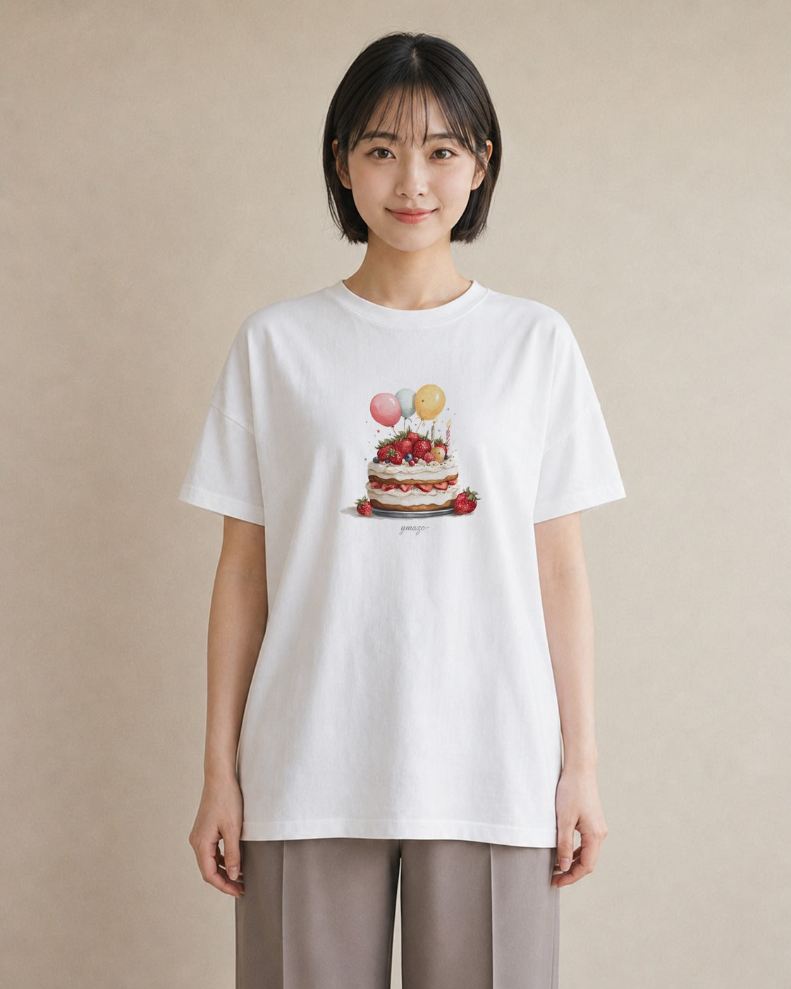 デザインTシャツ レディース ショートケーキ 食べ物 フード イラスト ヴィンテージ風 春服 ミセス 白T YMAZO