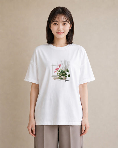 デザインTシャツ レディース 窓辺の椅子 窓辺 椅子 ナチュラル アンティーク イラスト ボタニカル 女性向けギフト 散歩 白T YMAZO