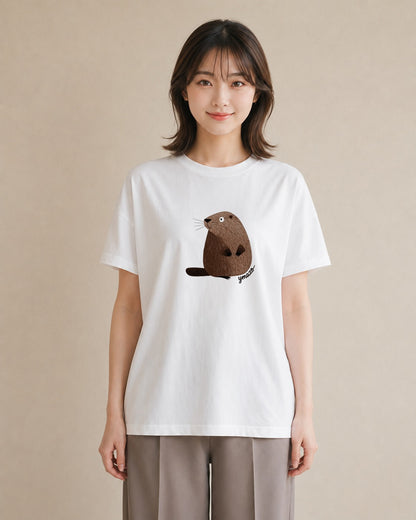 プリントTシャツ レディース カワウソ 動物 アニマル イラスト 北欧風 公園 ママ 白T YMAZO