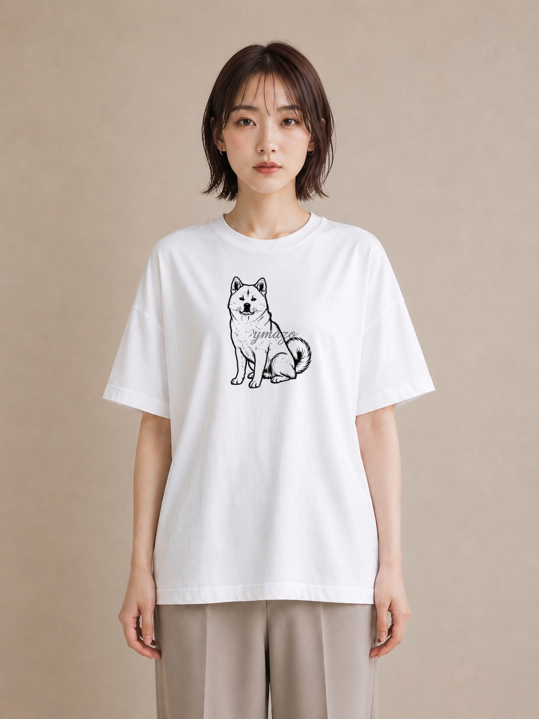 グラフィックTシャツ レディース 秋田犬 犬 いぬ イラスト デイリーウェア 休日 白T YMAZO