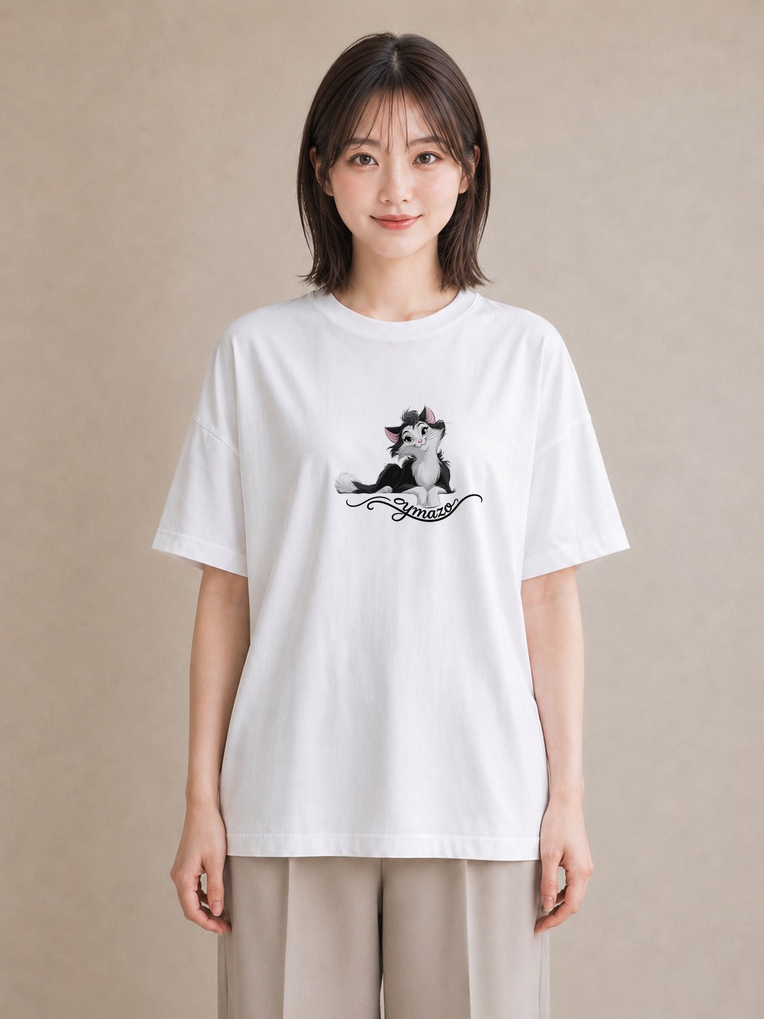 デザインTシャツ レディース 靴下猫 猫 ねこ イラスト きれいめカジュアル カフェ巡り 女子会 白T YMAZO