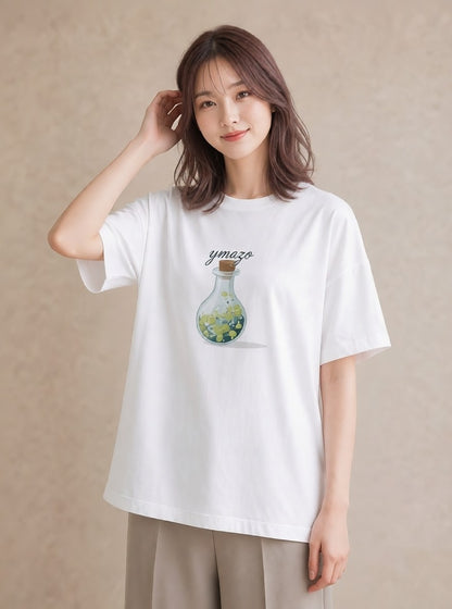 Tシャツ レディース ガラス瓶 小枝 ボタニカル ナチュラル アンティーク イラスト 線画 お出かけ 普段着 白T YMAZO