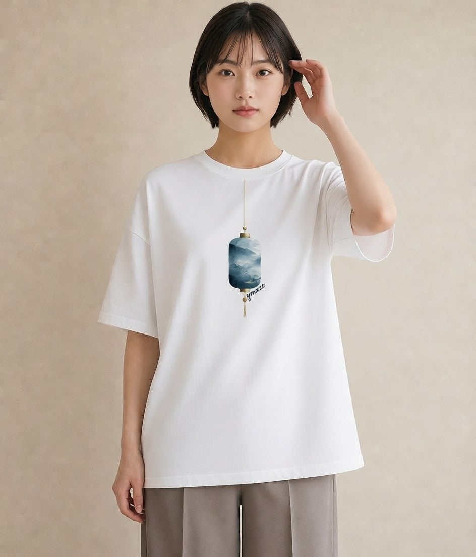グラフィックTシャツ レディース 街灯 夜霧 夜 ナチュラル アンティーク イラスト ミニマル レイヤード 友達ギフト 白T YMAZO