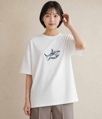 半袖Tシャツ レディース ジンベエザメ 海の生き物 海 イラスト 水彩風 ミセス 春コーデ 白T YMAZO