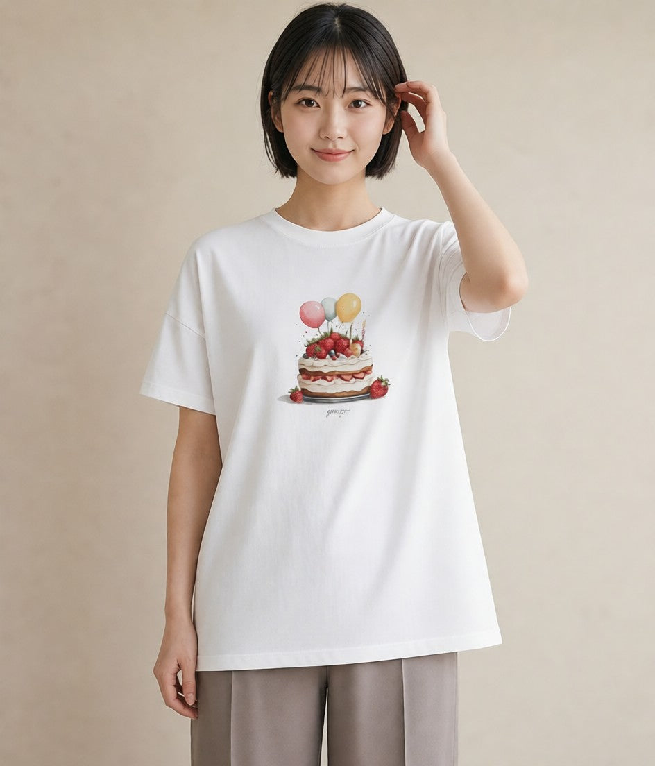 デザインTシャツ レディース ショートケーキ 食べ物 フード イラスト ヴィンテージ風 春服 ミセス 白T YMAZO