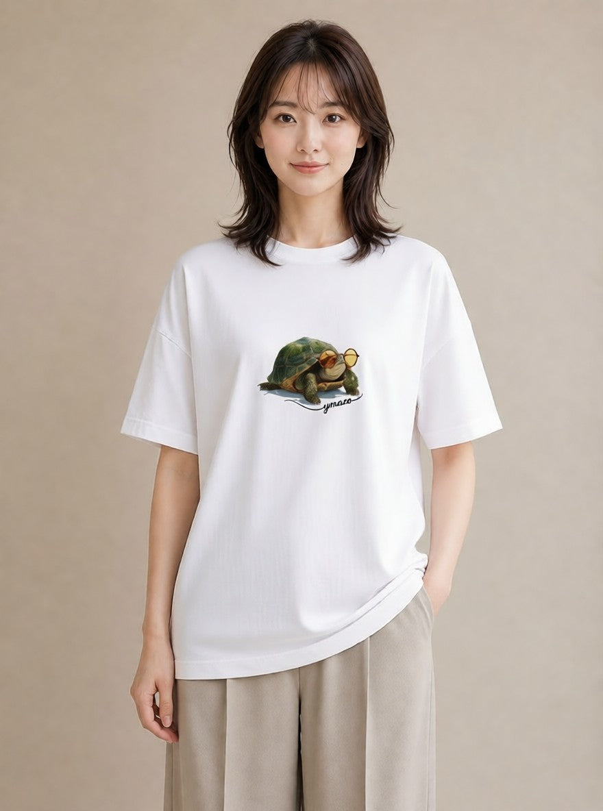 半袖Tシャツ レディース ウミガメ 海の生き物 海 イラスト 手描き風 女性向けギフト 散歩 白T YMAZO