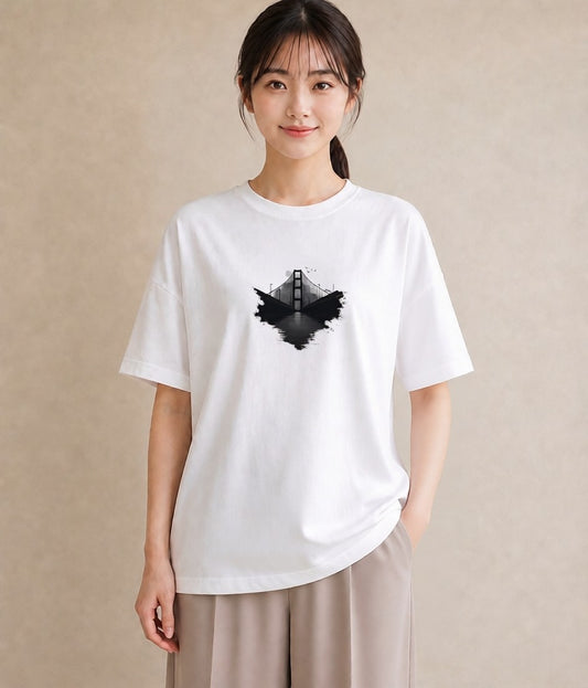 半袖Tシャツ レディース 小川 橋 せせらぎ ナチュラル アンティーク イラスト 旅行コーデ 誕生日プレゼント 綿100 白T YMAZO