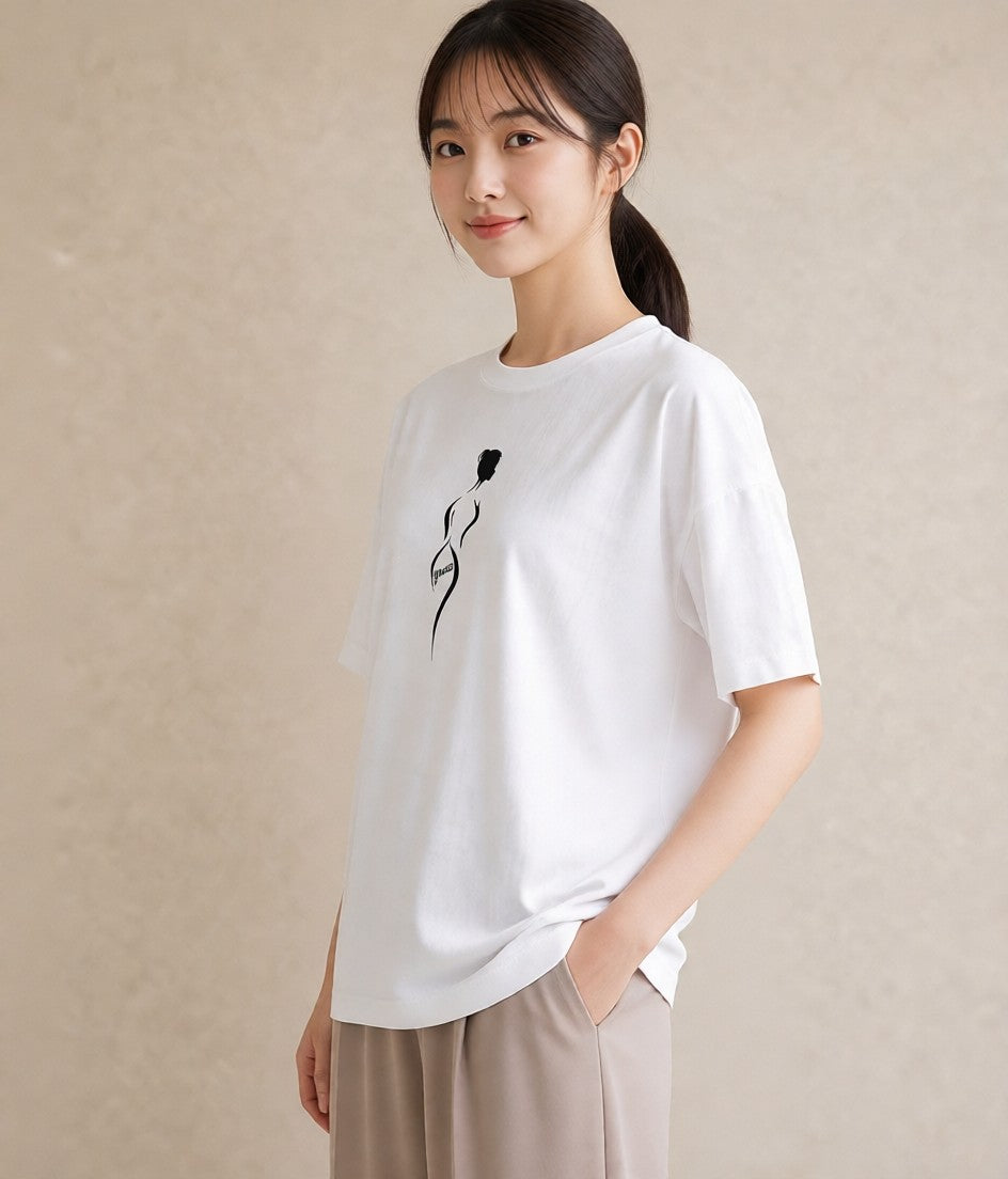 プリントTシャツ レディース 女の子 ガール 後ろ姿 イラスト ユニーク カフェ巡り 女子会 白T YMAZO