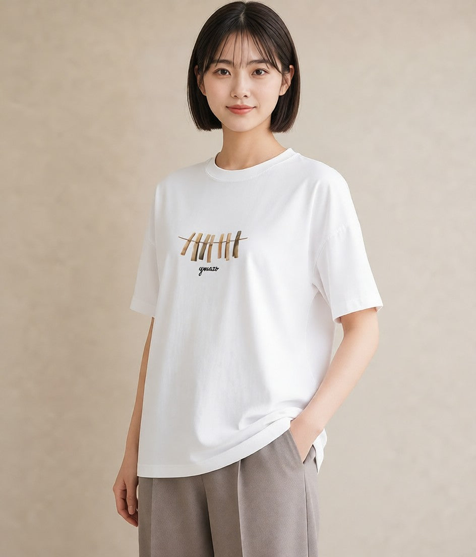 グラフィックTシャツ レディース 洗濯物 風 ナチュラル アンティーク イラスト こなれ感 春コーデ 姉妹 白T YMAZO