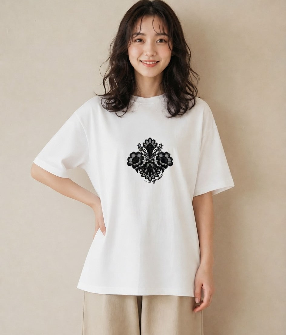 プリントTシャツ レディース レースハンカチ レース ハンカチ ナチュラル アンティーク イラスト ラフカジュアル ミセス 春コーデ 白T YMAZO