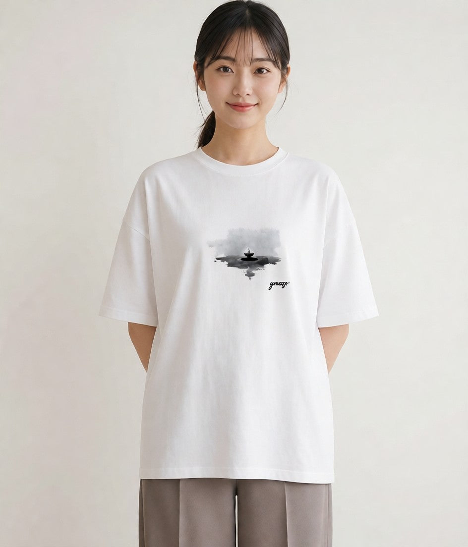 デザインTシャツ レディース 街灯 夜霧 夜 ナチュラル アンティーク イラスト ポップ ママ カフェ服 白T YMAZO