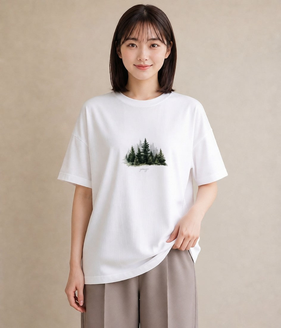 グラフィックTシャツ レディース 雨上がりの小道 雨上がり 小道 ナチュラル アンティーク イラスト 可愛い 在宅 公園 白T YMAZO