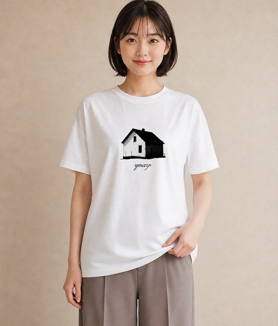 グラフィックTシャツ レディース 湖畔の小屋 湖 小屋 ナチュラル アンティーク イラスト 上品 クリスマス 旅行 白T YMAZO