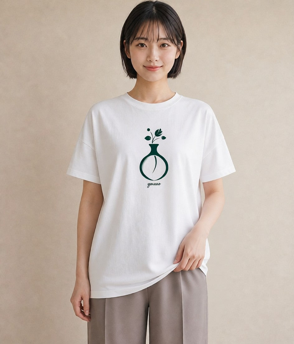 グラフィックTシャツ レディース 香水 香水瓶 パフューム イラスト 手描き風 20代 カジュアルコーデ 白T YMAZO