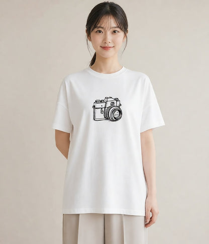デザインTシャツ レディース カメラ フィルムカメラ レトロカメラ イラスト きれいめカジュアル おしゃれギフト 社会人 白T YMAZO