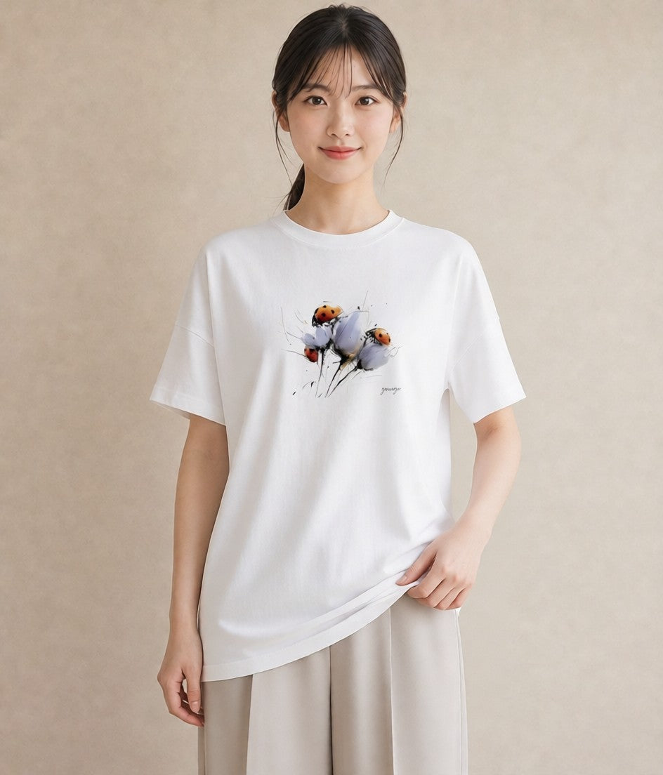 デザインTシャツ レディース てんとう虫 昆虫 虫 イラスト ニュアンス ビーチ デイリーウェア 白T YMAZO