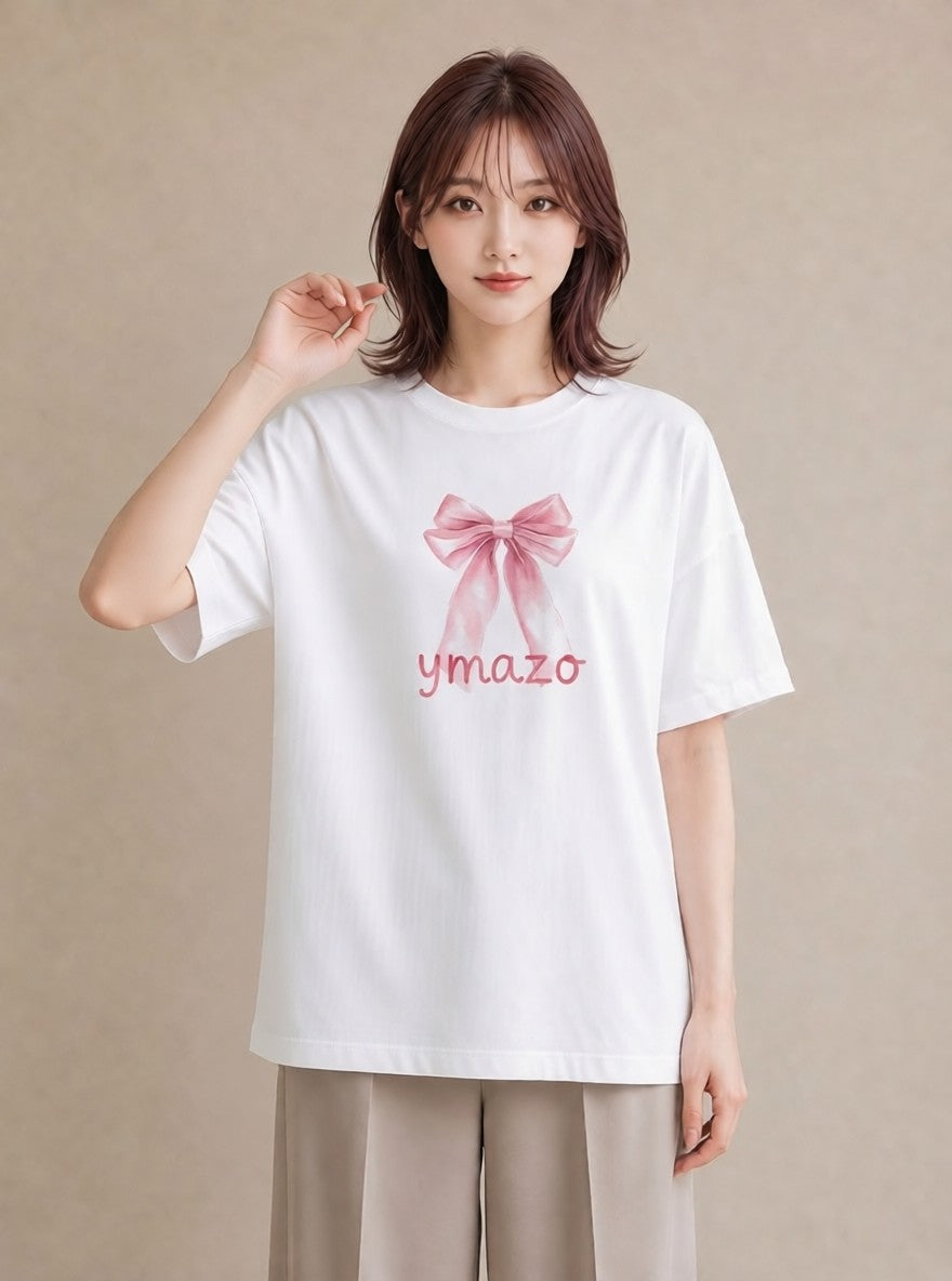 プリントTシャツ レディース リボン 蝶結び ナチュラル アンティーク イラスト フェミニン 休日 ペアコーデ 白T YMAZO