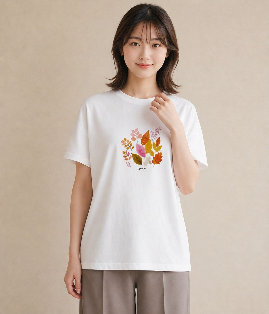 プリントTシャツ レディース 落ち葉 植物 ボタニカル イラスト ヴィンテージ風 デイリーウェア 休日 白T YMAZO