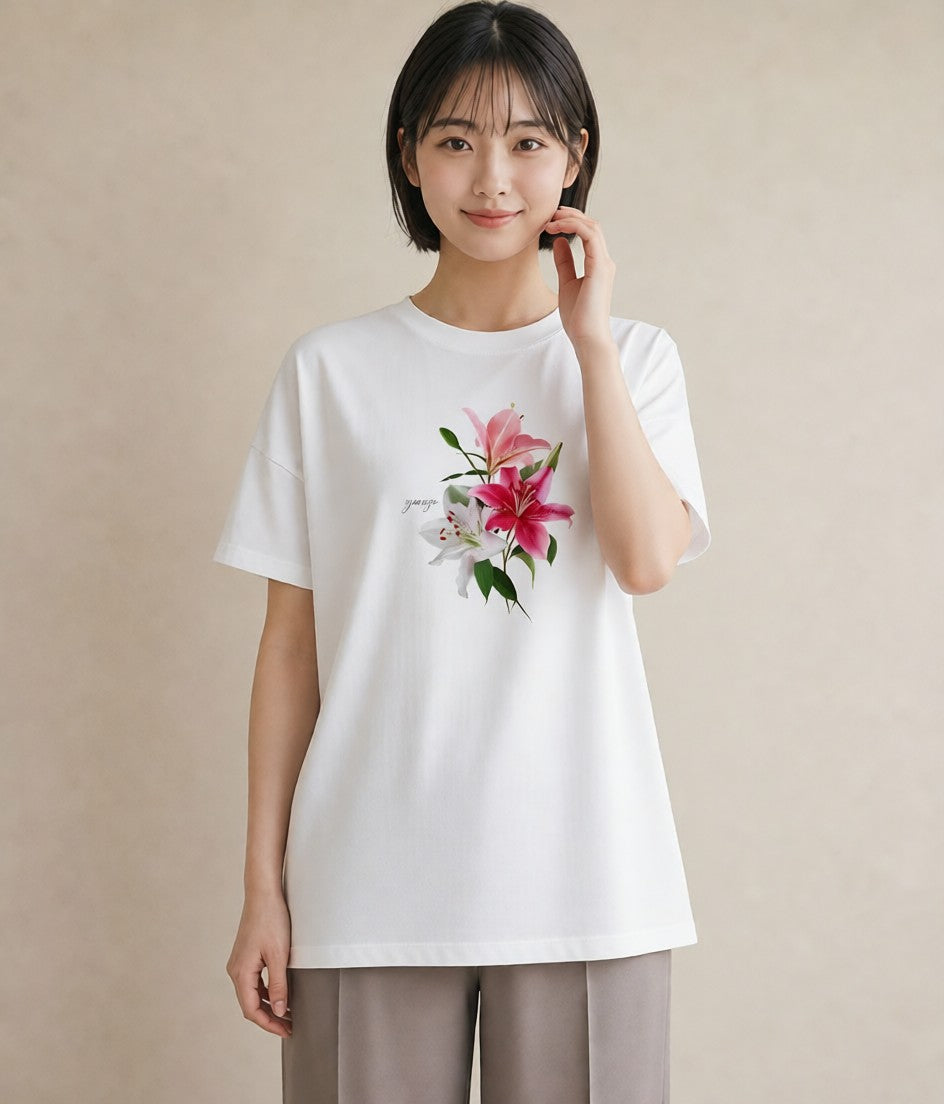 半袖Tシャツ レディース ゆり 百合 花 花柄 イラスト 韓国風 部屋着 女性向けギフト 白T