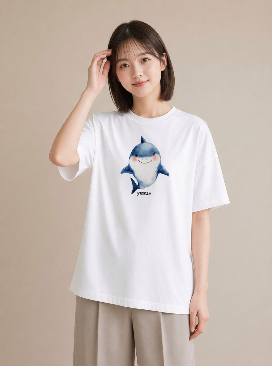 Tシャツ レディース ジンベエザメ 海の生き物 海 イラスト ゆるコーデ カフェ巡り 白T YMAZO
