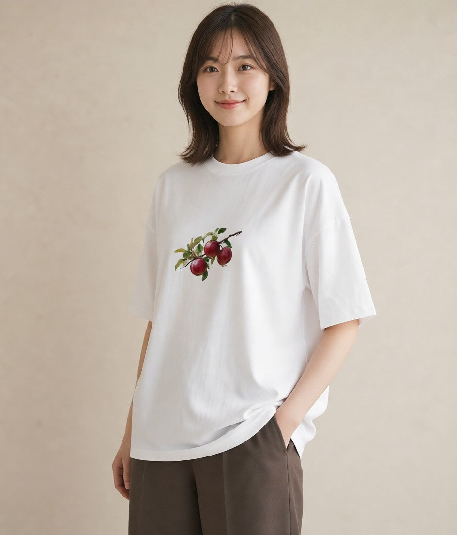 プリントTシャツ レディース りんご 林檎 アップル 食べ物 フード イラスト こなれ感 カフェ巡り 女子会 白T YMAZO