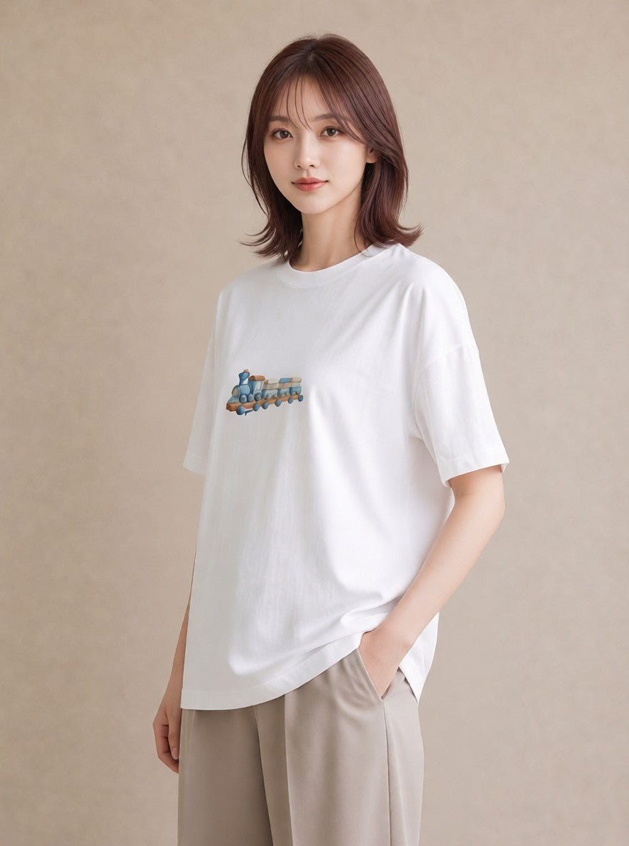 グラフィックTシャツ レディース 駅のホーム ローカル線 駅 ナチュラル アンティーク イラスト ラフ 公園 ママ 白T YMAZO