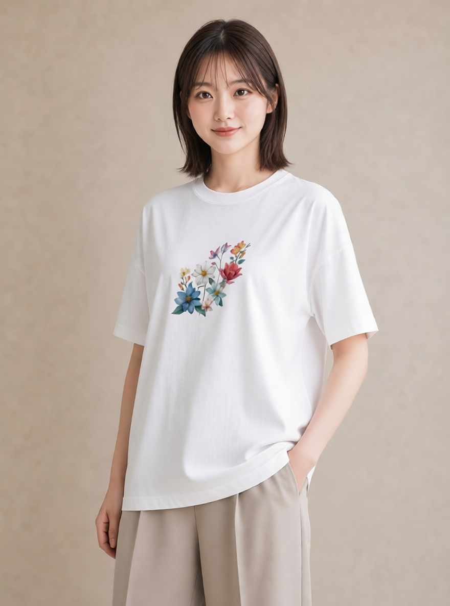 デザインTシャツ レディース コスモス 秋桜 花 花柄 イラスト 休日コーデ 自分用 ルームウェア 白T