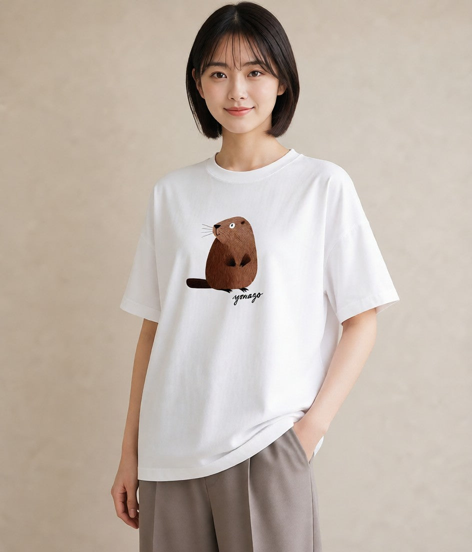 半袖Tシャツ レディース コツメカワウソ 動物 アニマル イラスト 線画 女性向けギフト 散歩 白T YMAZO