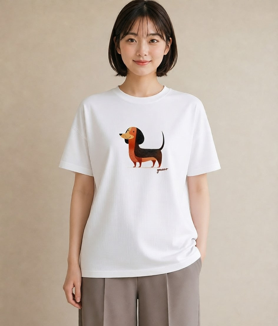 グラフィックTシャツ レディース ミニチュアダックスフンド 犬 いぬ イラスト シック カフェ巡り 女子会 白T YMAZO