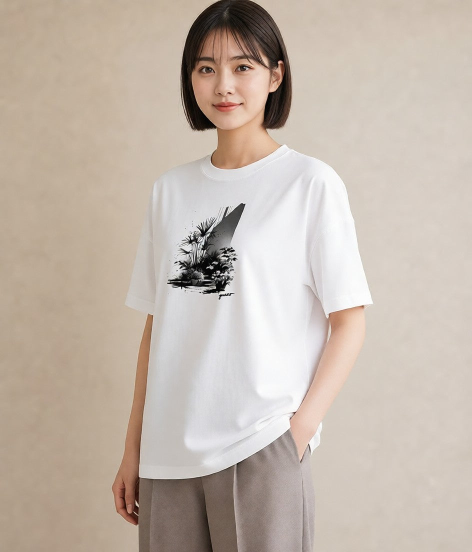 半袖Tシャツ レディース 雨上がりの小道 雨上がり 小道 ナチュラル アンティーク イラスト 北欧風 友達ギフト 部屋着 白T YMAZO