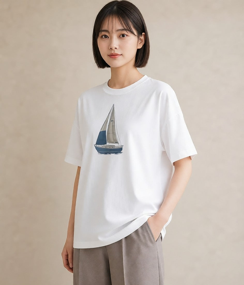 半袖Tシャツ レディース 紙の船 水辺 ナチュラル アンティーク イラスト フェミニン おしゃれギフト 社会人 白T YMAZO