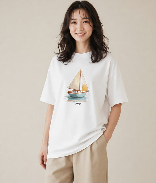 デザインTシャツ レディース 紙の船 水辺 ナチュラル アンティーク イラスト アート風 クリスマス 旅行 白T