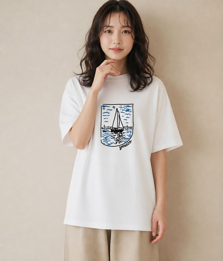 Tシャツ レディース 桟橋 水辺 波止場 ナチュラル アンティーク イラスト 淡色 おしゃれギフト 社会人 白T YMAZO