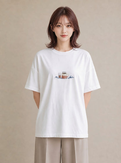 半袖Tシャツ レディース コーヒー 珈琲 カフェ 食べ物 フード イラスト 女性 旅行用 白T YMAZO