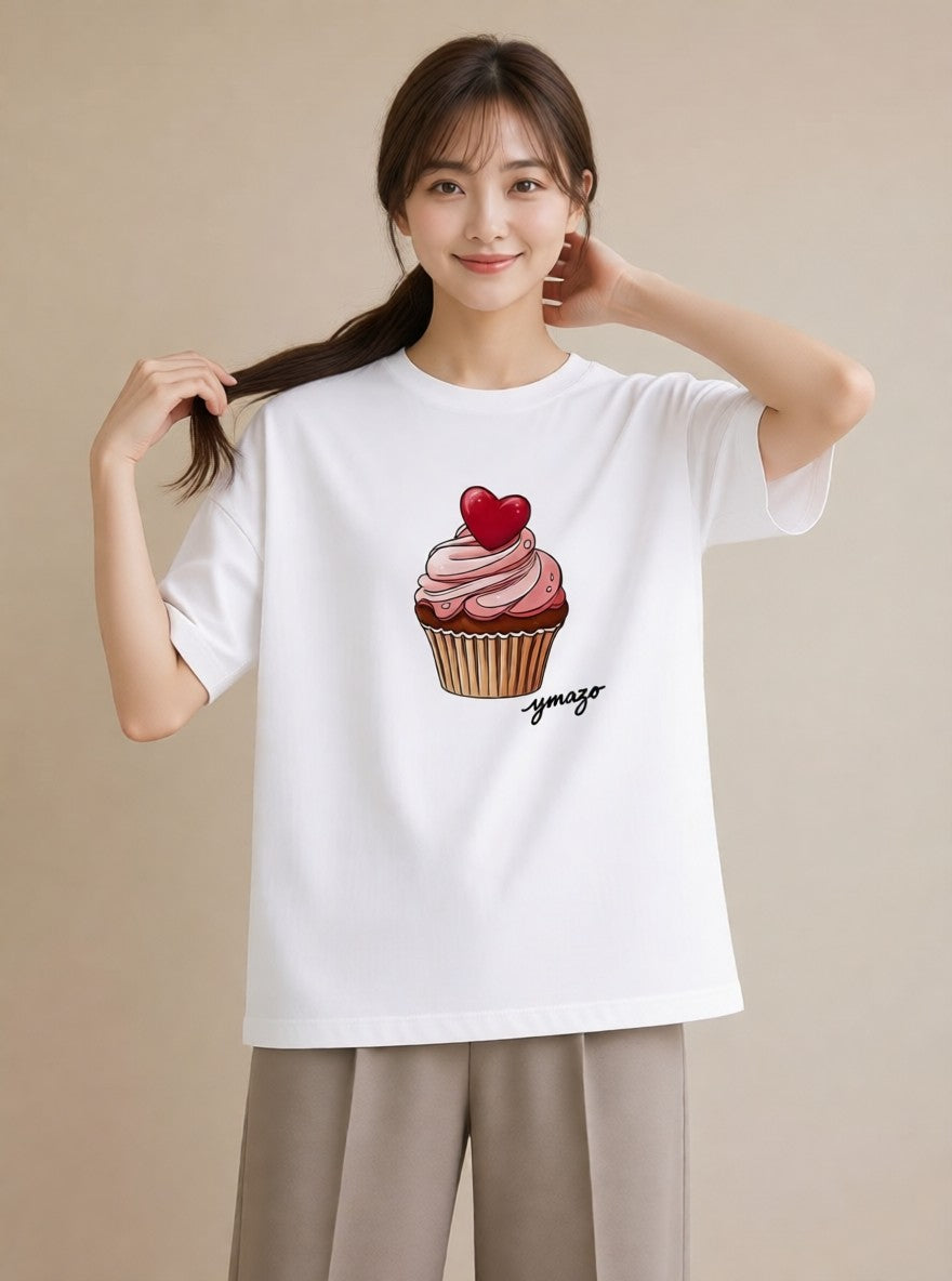 グラフィックTシャツ レディース マフィン 食べ物 フード イラスト 旅行コーデ レイヤード 友達ギフト 白T YMAZO
