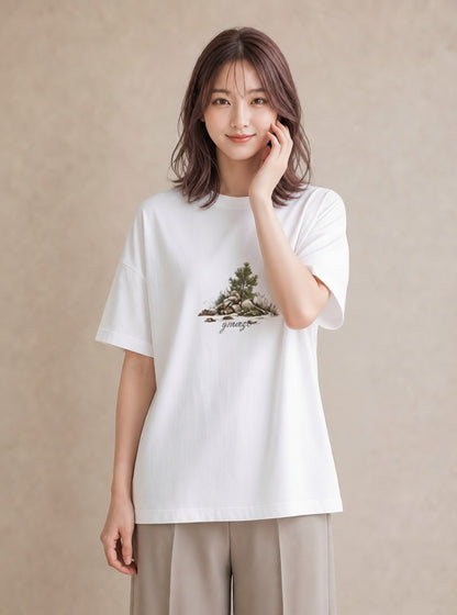 半袖Tシャツ レディース 松ぼっくり 植物 ボタニカル イラスト フェミニン 公園 ママ 白T YMAZO
