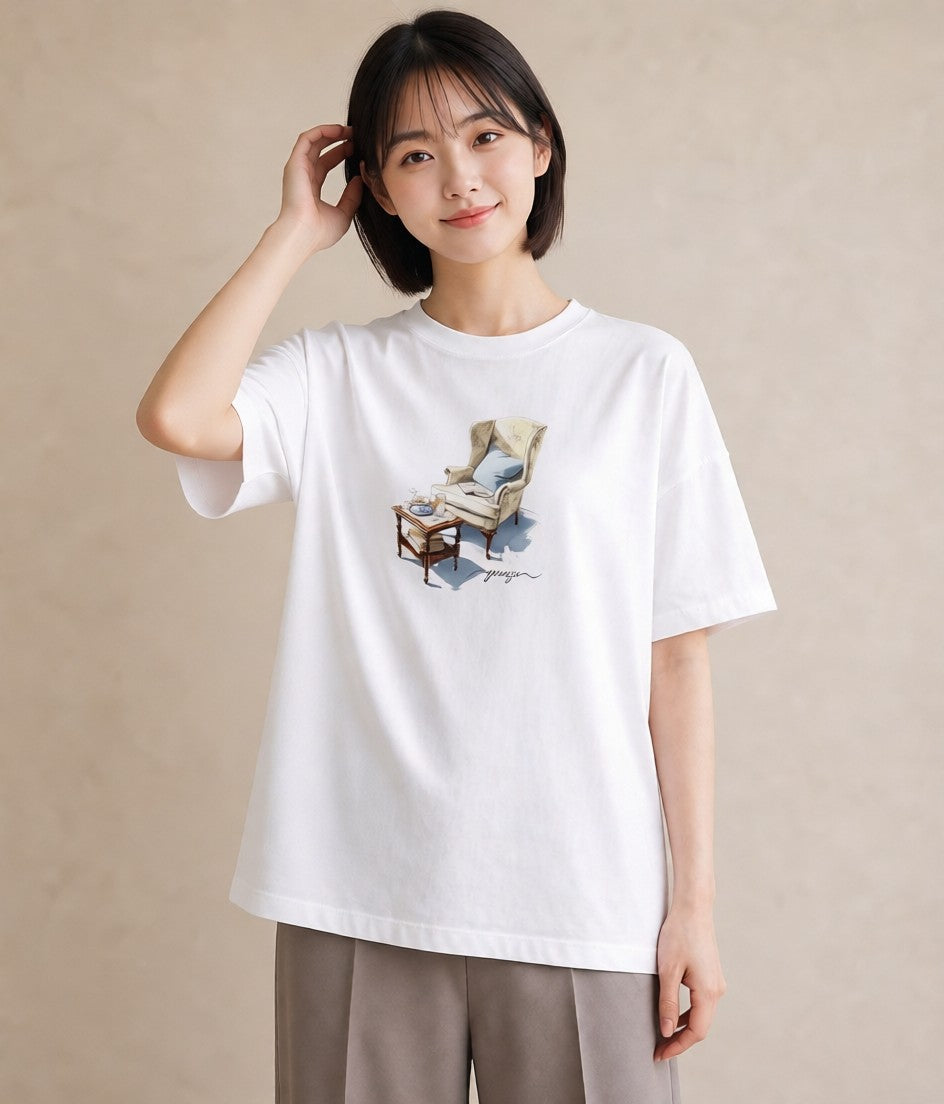 プリントTシャツ レディース 窓辺の椅子 窓辺 椅子 ナチュラル アンティーク イラスト 個性的 女性 旅行用 白T YMAZO