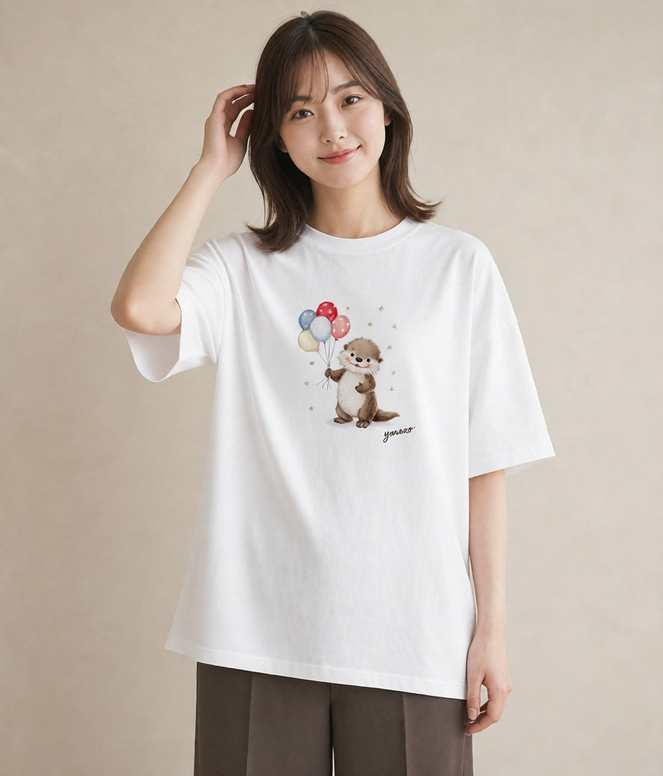 デザインTシャツ レディース カワウソ 動物 アニマル イラスト 旅行コーデ 旅行 母娘コーデ 白T YMAZO