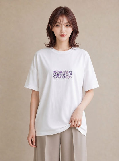 グラフィックTシャツ レディース スミレ 花 花柄 イラスト ポップ 帰省 ラフ 白T YMAZO