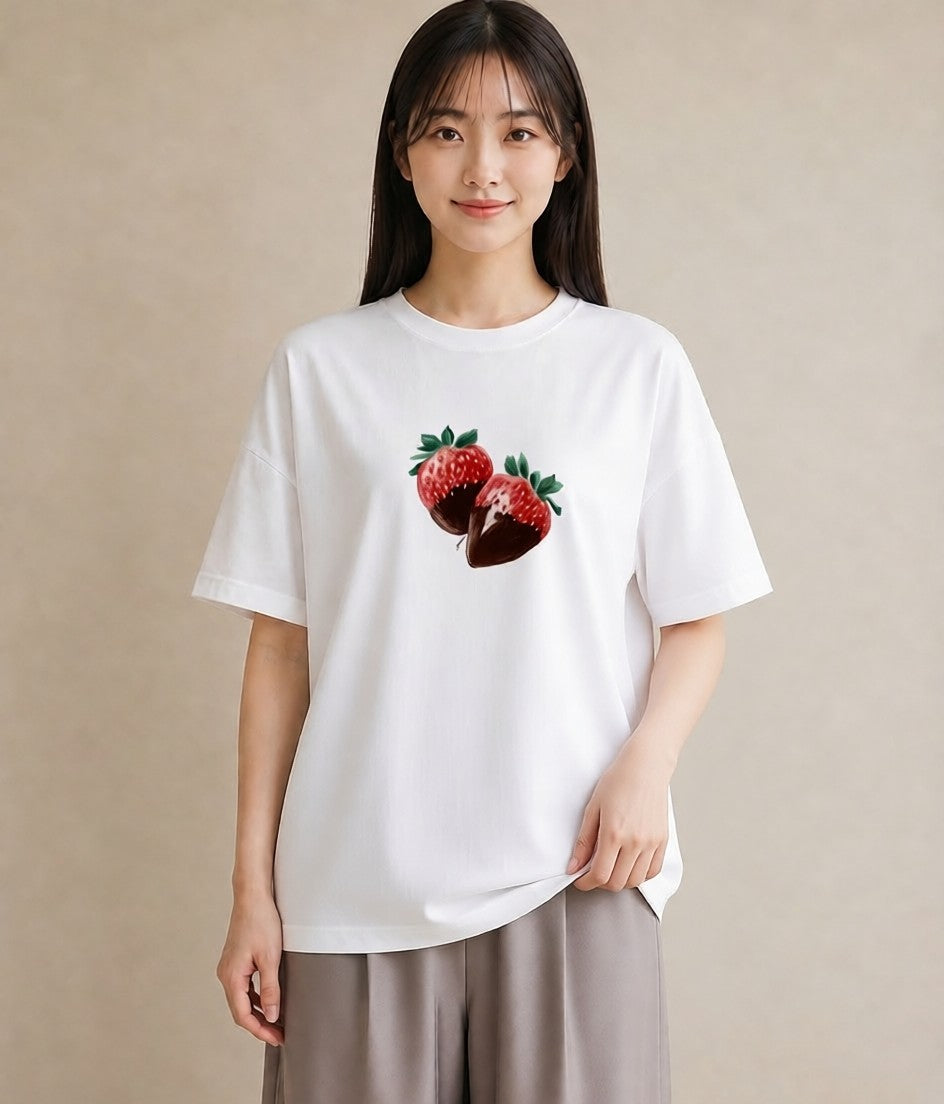 デザインTシャツ レディース ショートケーキ 食べ物 フード イラスト ガーリー 在宅 公園 白T YMAZO