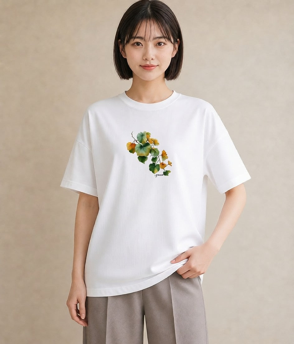 Tシャツ レディース クローバー 四つ葉 花 花柄 イラスト 旅行コーデ ミセス 春コーデ 白T YMAZO