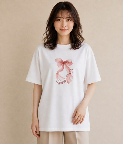 プリントTシャツ レディース リボン 蝶結び ナチュラル アンティーク イラスト 旅行コーデ カジュアルコーデ 買い物 白T YMAZO