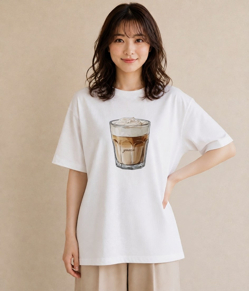 グラフィックTシャツ レディース カフェラテ 食べ物 フード イラスト カフェコーデ 海 カフェ巡り 白T YMAZO