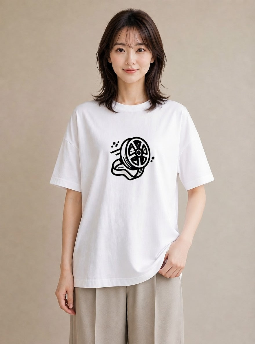 Tシャツ レディース カメラ フィルムカメラ レトロカメラ イラスト ミニマル 帰省 ラフ 白T YMAZO