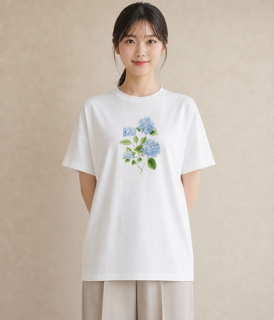 デザインTシャツ レディース あじさい 紫陽花 アジサイ 花 花柄 イラスト ラフカジュアル 20代 カジュアルコーデ 白T YMAZO