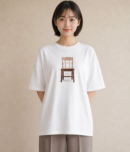 プリントTシャツ レディース 窓辺の椅子 窓辺 椅子 ナチュラル アンティーク イラスト こなれ感 母の日 ビーチ 白T YMAZO